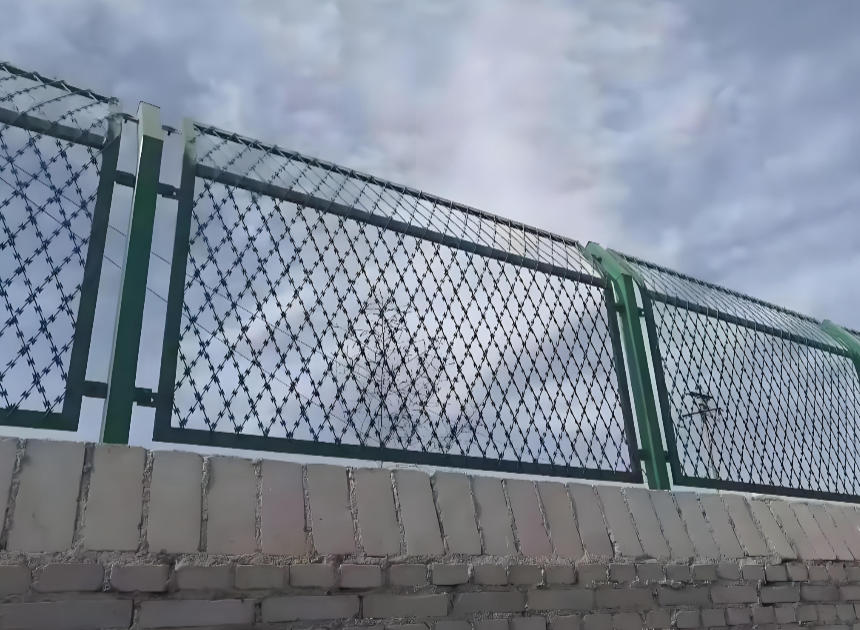 框架护栏网安装