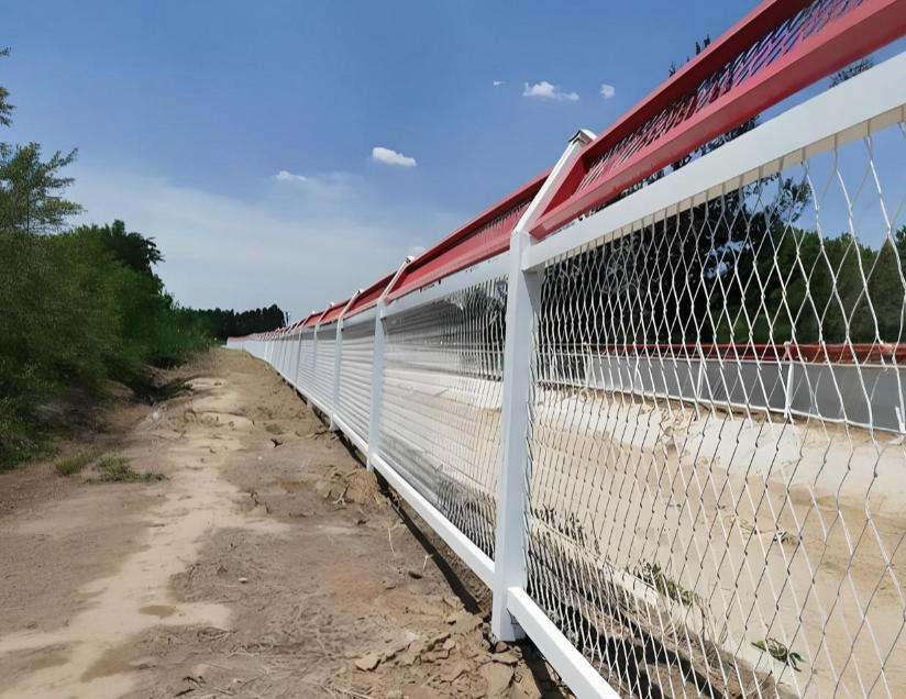 双圈护栏网施工时要注意的问题