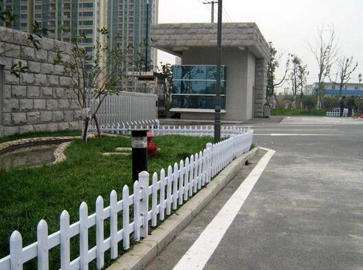 为什么兰州草坪护栏那么受欢迎