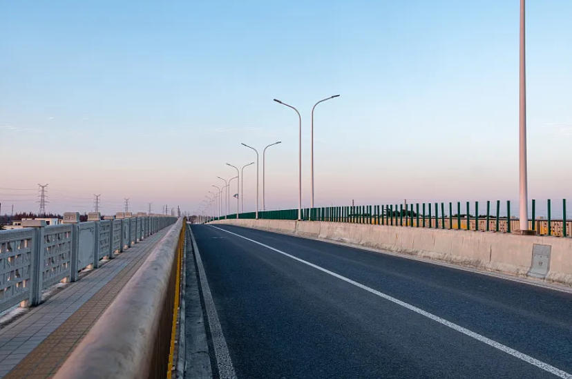 购买桥梁护栏网时需要注意的事项